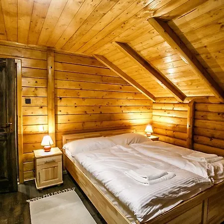 Koliba Zlata Podkova Tatil parkı Kösice
